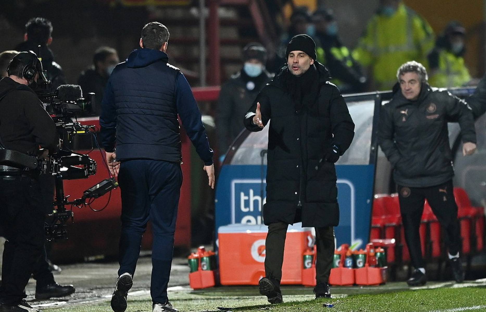 甚至12秒 甚至12秒